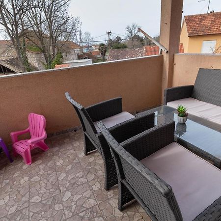 Modern Apartment Sara-Near The Beach Privlaka  Εξωτερικό φωτογραφία